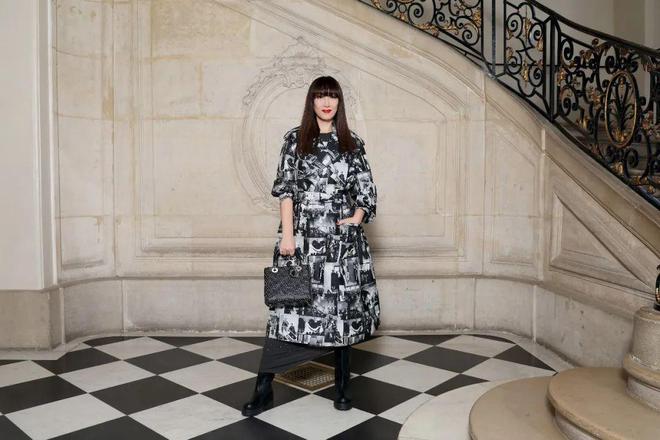 istian Dior 2025春夏高订秀AG真人登录入口借花为引梦游她境 Chr(图13)