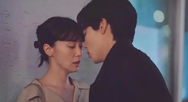 的是生理需求女人更多是为了利益驱动AG真人平台一段情人关系里男人看重(图2)