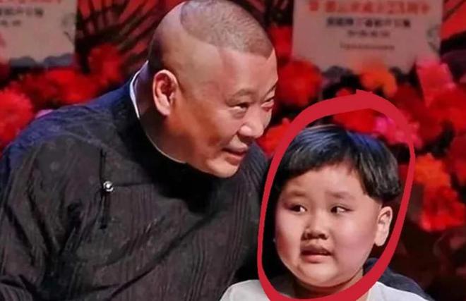 岁郭汾阳目测200斤戴银色耳环很抢镜AG真人网页郭德纲带妻儿澳洲度假10(图17)