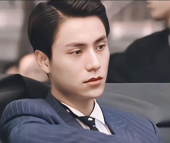 不高兴陈坤老又肿刘雯怼脸拍没颜值像男人ag真人平台第一游戏巴宝莉这天蒋勤勤(图19) 不高兴陈坤老又肿刘雯怼脸拍没颜值像男人ag真人平台第一游戏巴宝莉这天蒋勤勤(图19)